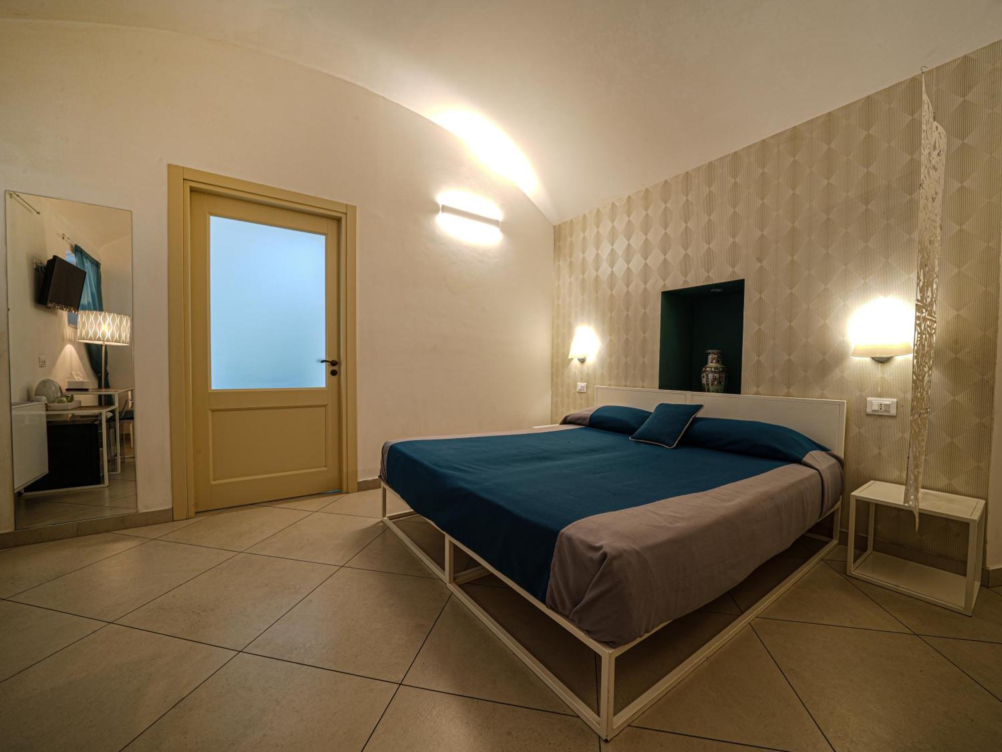 Adua Guest house 2*