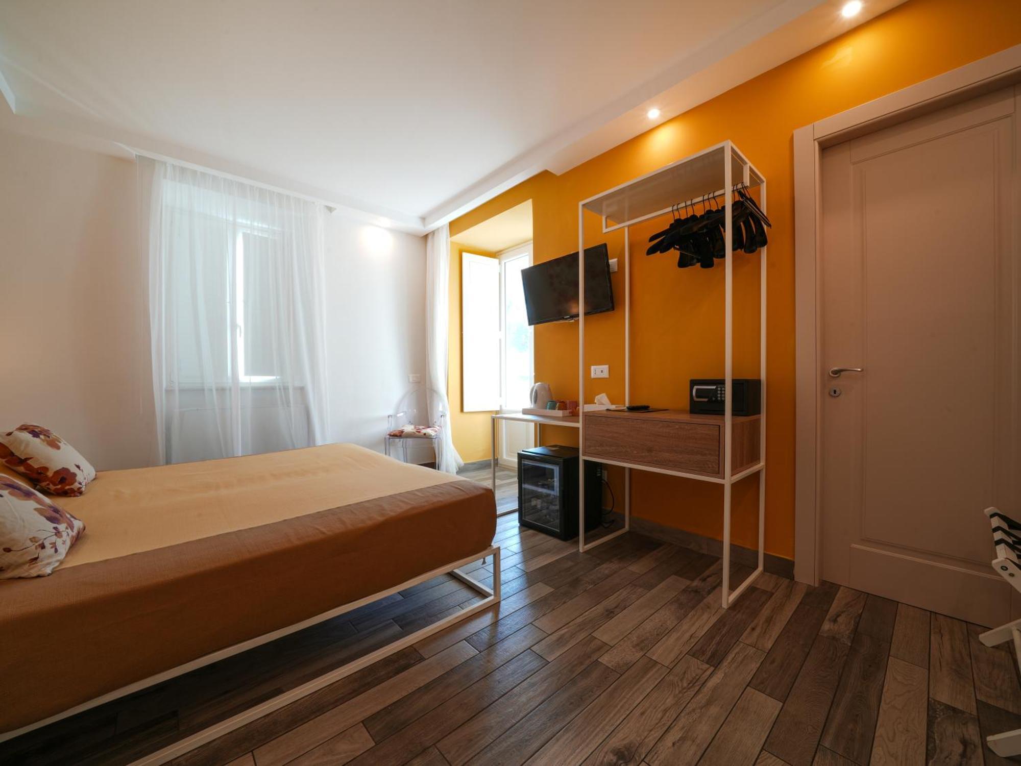 Adua Guest house