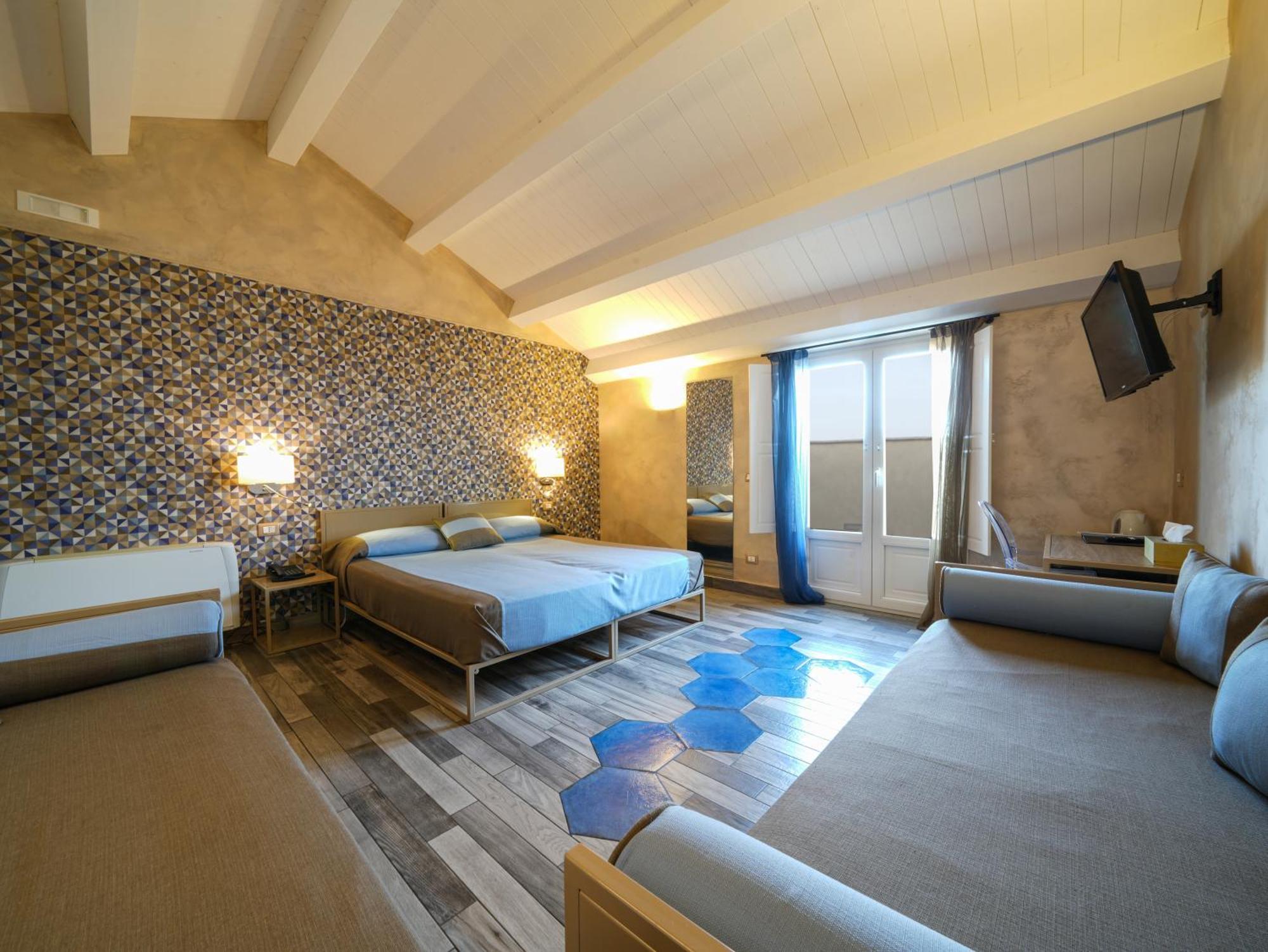 Adua 2* Tropea